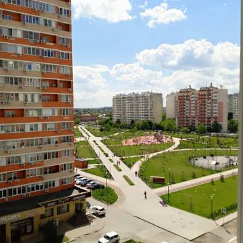 Продается 1-комнатная квартира, 38 м²