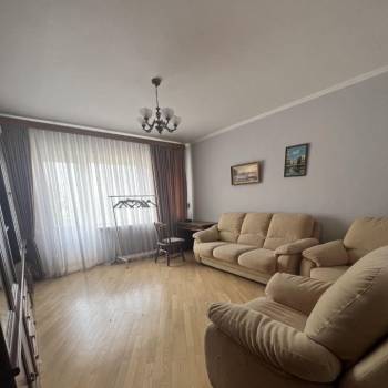 Продается Многокомнатная квартира, 146 м²
