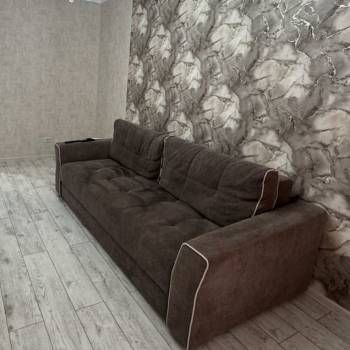 Продается 1-комнатная квартира, 40 м²