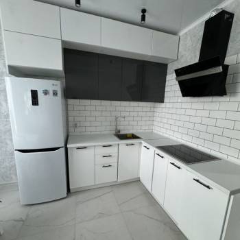 Продается 1-комнатная квартира, 40 м²