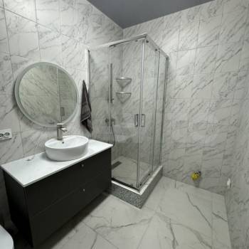 Продается 1-комнатная квартира, 40 м²