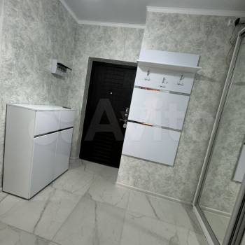 Продается 1-комнатная квартира, 40 м²