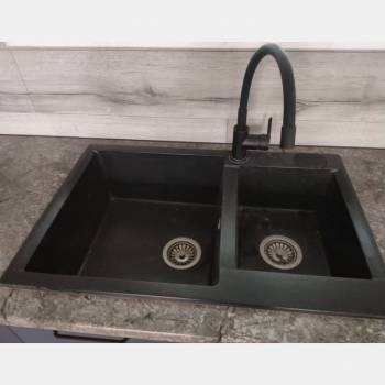 Продается 1-комнатная квартира, 94,5 м²