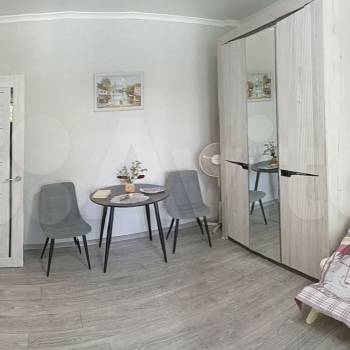 Продается 1-комнатная квартира, 37,7 м²
