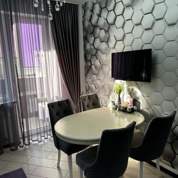 Продается 1-комнатная квартира, 42 м²