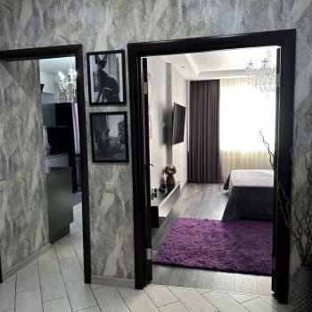 Продается 1-комнатная квартира, 42 м²