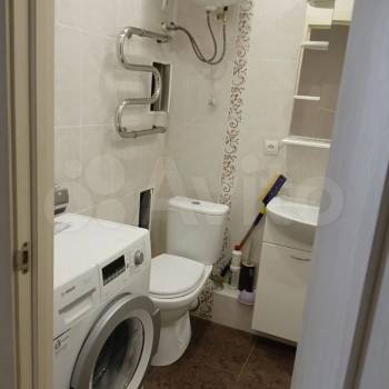 Продается 1-комнатная квартира, 37 м²