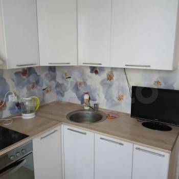 Продается 1-комнатная квартира, 37 м²