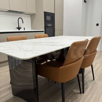 Продается 2-х комнатная квартира, 80 м²