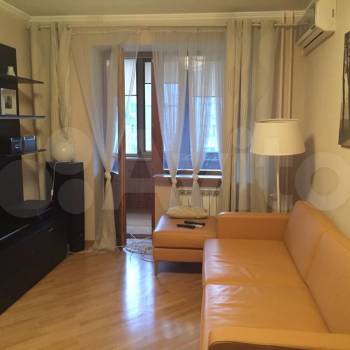 Сдается 2-х комнатная квартира, 72 м²