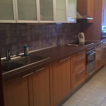 Сдается 2-х комнатная квартира, 72 м²