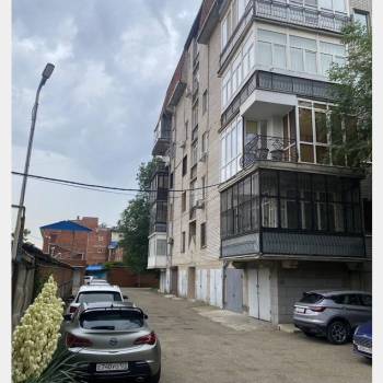 Продается Многокомнатная квартира, 144,4 м²