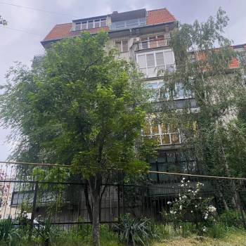 Продается Многокомнатная квартира, 144,4 м²