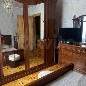 Продается Многокомнатная квартира, 144,4 м²