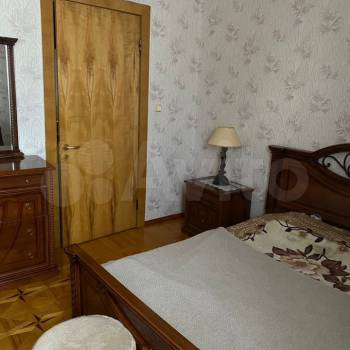 Продается Многокомнатная квартира, 144,4 м²