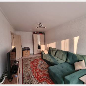 Продается 1-комнатная квартира, 37 м²