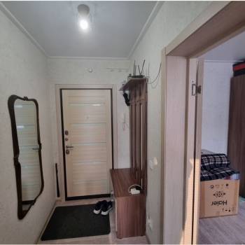 Продается 1-комнатная квартира, 37 м²