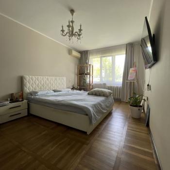 Продается 1-комнатная квартира, 32 м²