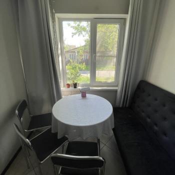 Продается 1-комнатная квартира, 32 м²