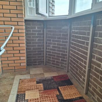 Сдается 1-комнатная квартира, 42 м²