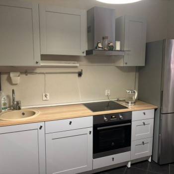 Продается 1-комнатная квартира, 42,4 м²