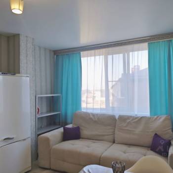 Продается 1-комнатная квартира, 49,7 м²