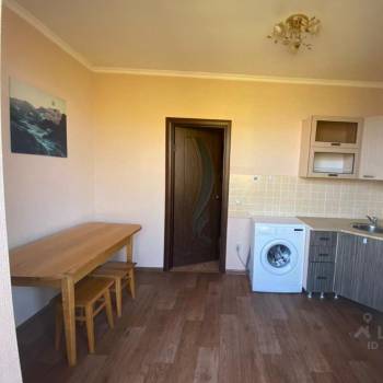Сдается 1-комнатная квартира, 36 м²