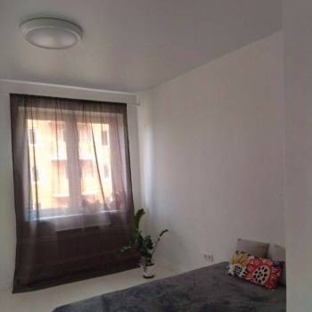 Продается 1-комнатная квартира, 32 м²