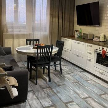 Продается 2-х комнатная квартира, 75 м²