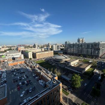 Продается 1-комнатная квартира, 51,2 м²