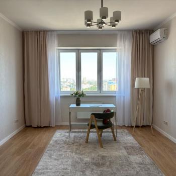 Продается 1-комнатная квартира, 51,2 м²