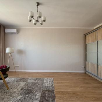 Продается 1-комнатная квартира, 51,2 м²