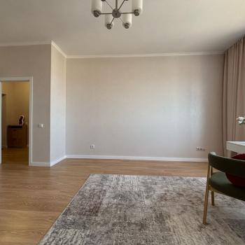 Продается 1-комнатная квартира, 51,2 м²