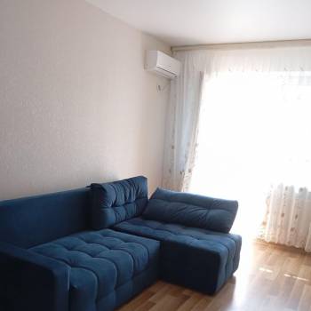 Сдается 2-х комнатная квартира, 70 м²