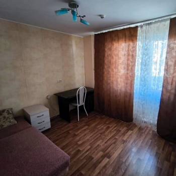 Продается 1-комнатная квартира, 38 м²