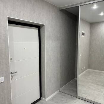 Продается 1-комнатная квартира, 43 м²