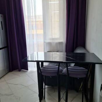 Продается 1-комнатная квартира, 30,6 м²