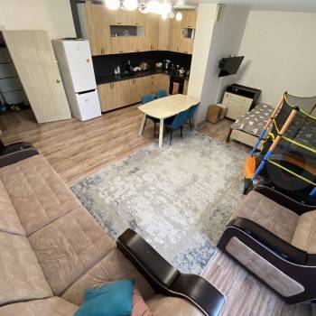 Продается 2-х комнатная квартира, 80 м²