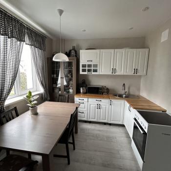 Продается 1-комнатная квартира, 32 м²