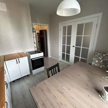 Продается 1-комнатная квартира, 32 м²