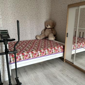 Продается 1-комнатная квартира, 32 м²