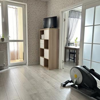 Продается 1-комнатная квартира, 32 м²