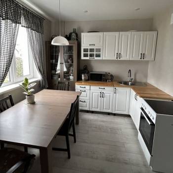 Продается 1-комнатная квартира, 32 м²