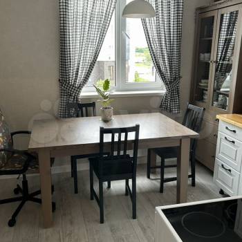 Продается 1-комнатная квартира, 32 м²