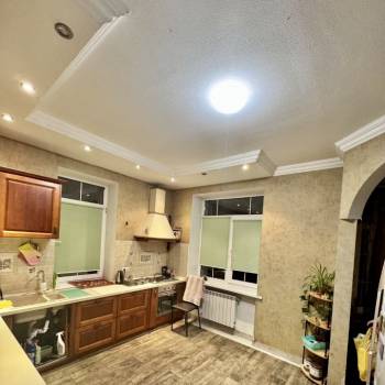 Продается Дом, 250 м²