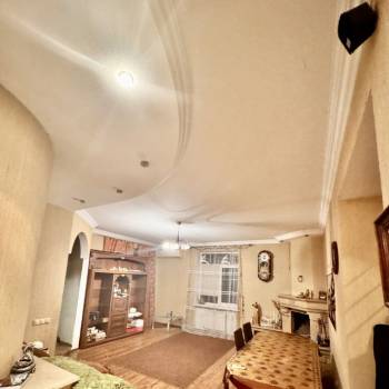 Продается Дом, 250 м²