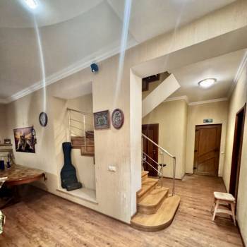 Продается Дом, 250 м²