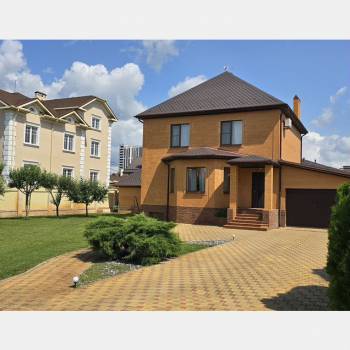 Продается Дом, 271 м²