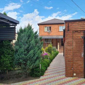 Продается Дом, 280 м²