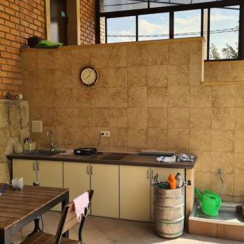 Продается Дом, 280 м²